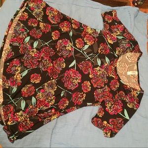 Lularoe Perfect Tee